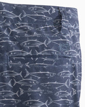 Load image into Gallery viewer, SOUTHERN TIDE - BOYS FISH PRINT T3 GULF SHORT