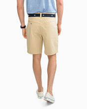 Load image into Gallery viewer, SOUTHERN TIDE - T3 GULF 9 INCH PERFORMANCE SHORT - COASTAL KHAKI