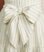 Load image into Gallery viewer, Vineyard Vines - Kentucky Derby Seersucker Tiered Dress
