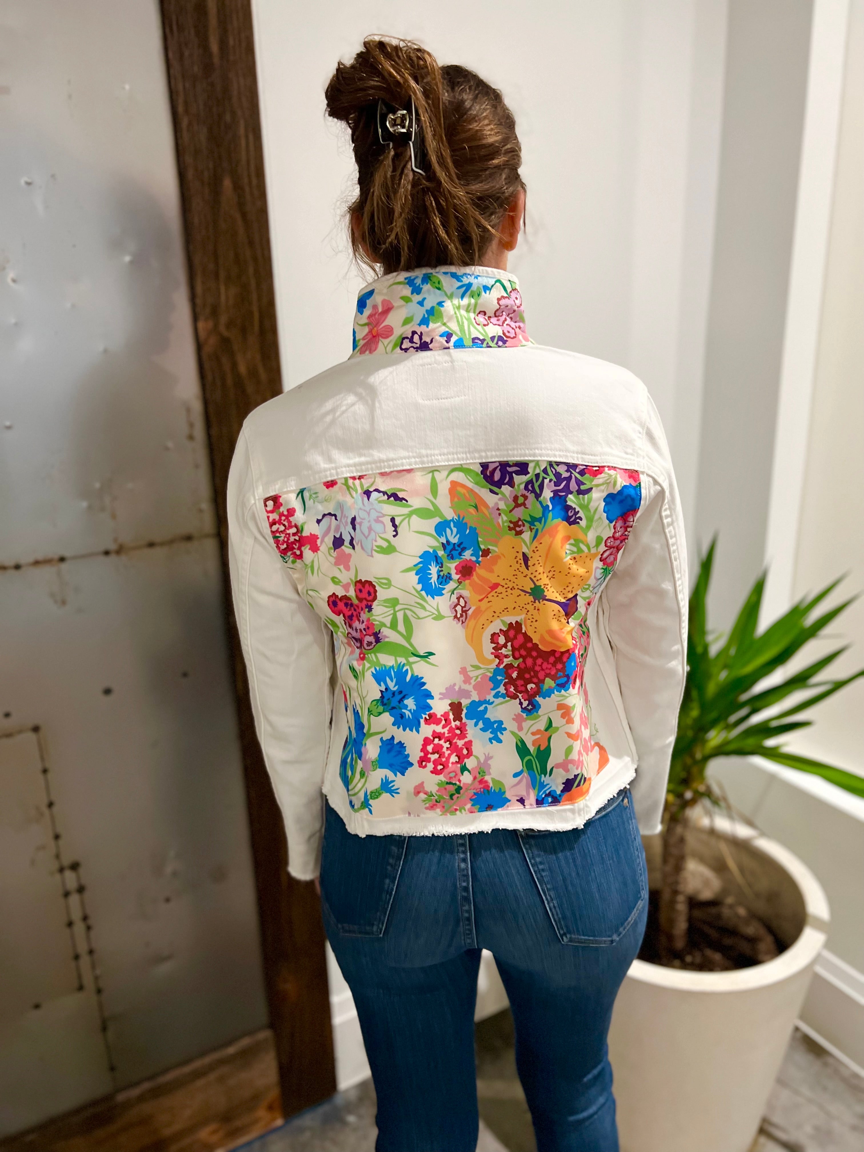 The White Denim Jacket / Designer Inspired Flowers – Siegel Clothing