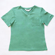 Load image into Gallery viewer, Highlands V-Neck Pocket Tee in Green
